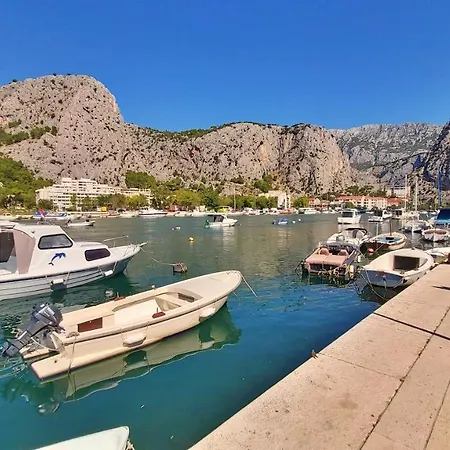 Beach Omiš